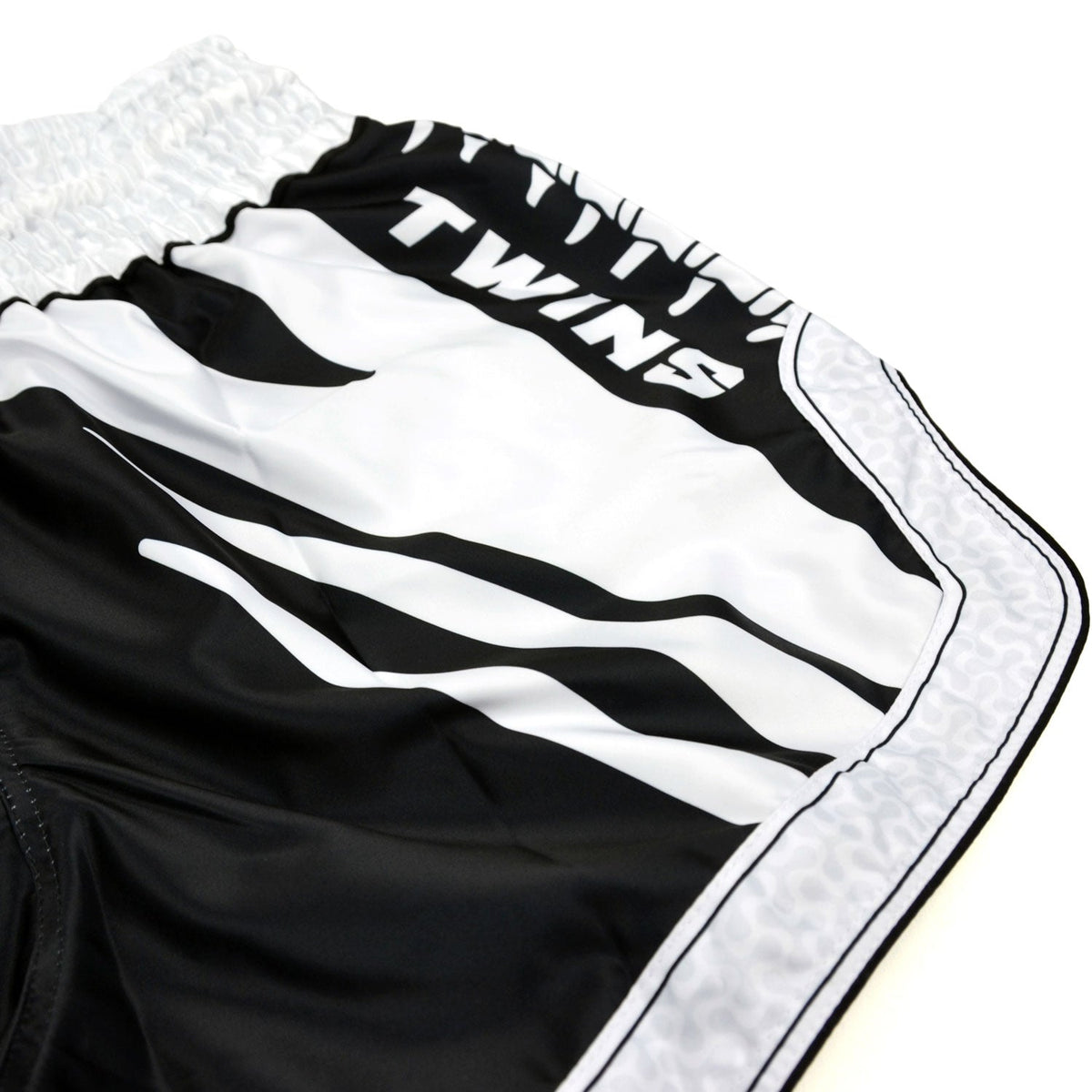 Twins Special Muaythai Shorts - SPINE