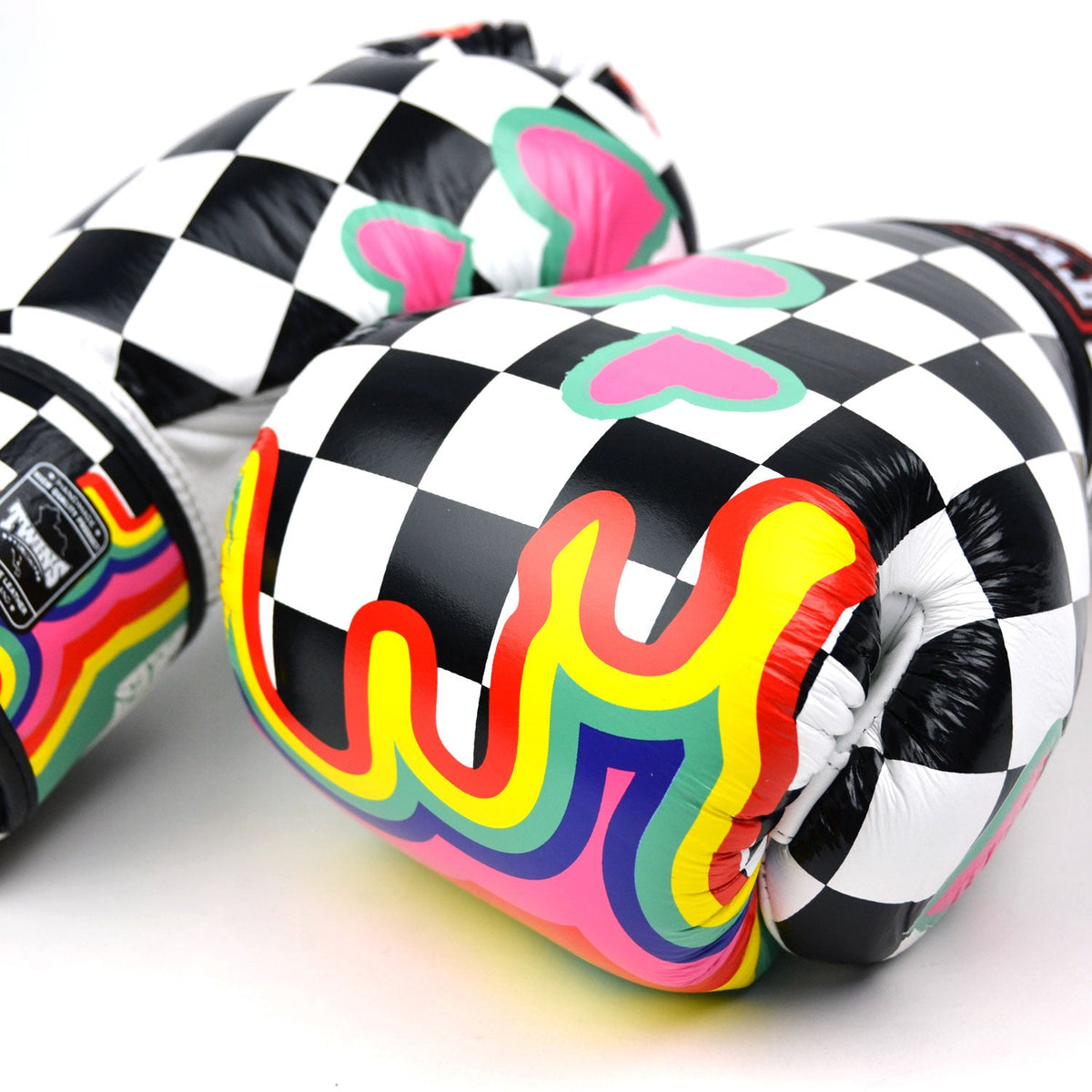 Twins Special FBGVL4-65 Boxing Gloves - Chess